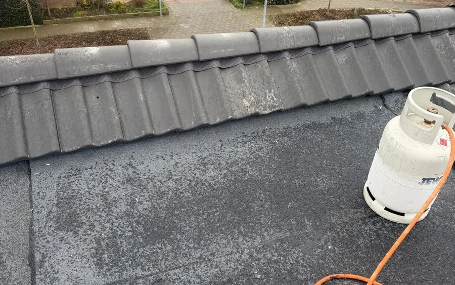 Platte daken renoveren